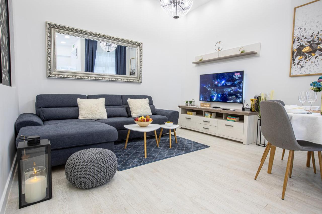 Theatre Square Apartments Novi Sad Exterior foto