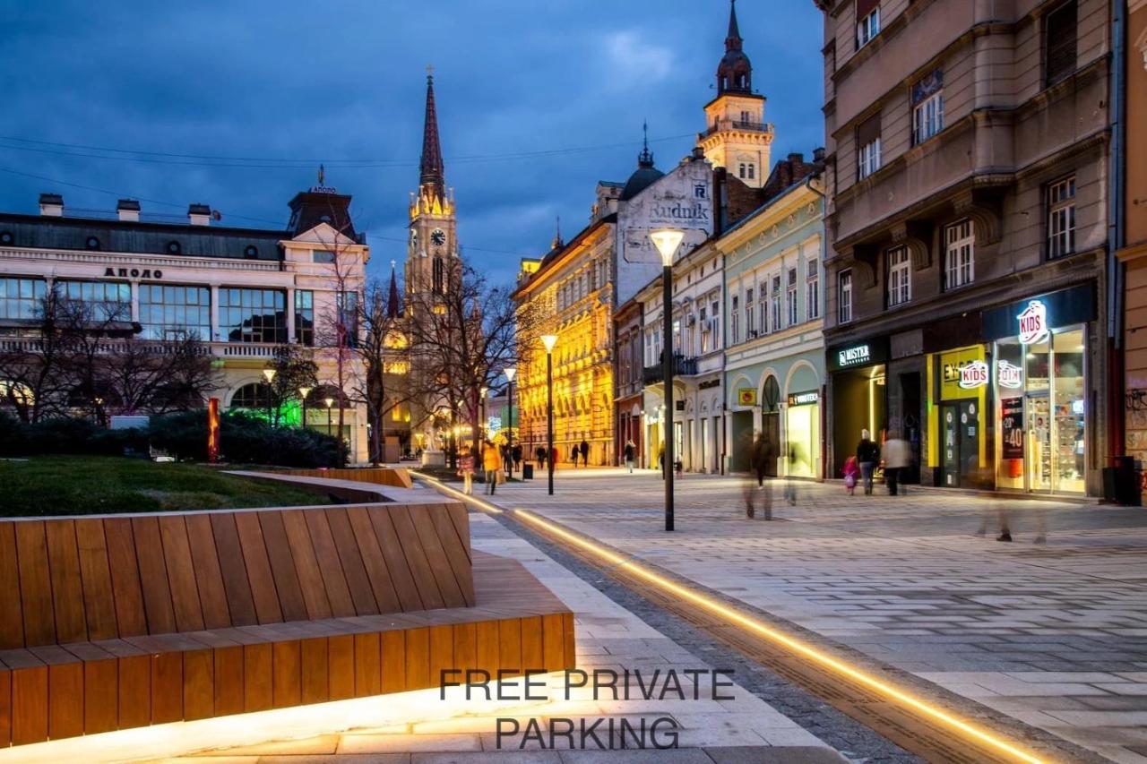 Theatre Square Apartments Novi Sad Exterior foto